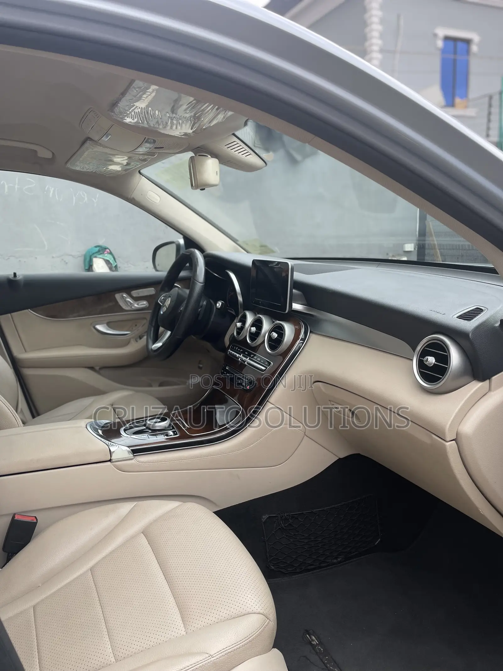 Mercedes-Benz GLC-Class 2017 Blue