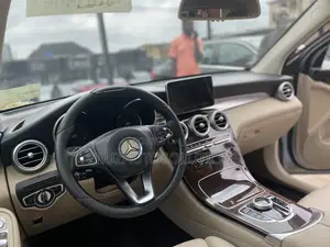 Mercedes-Benz GLC-Class 2017 Blue