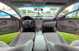 Toyota Camry 2010 Silver