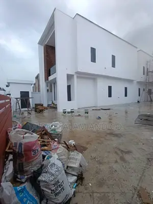 4bdrm Duplex in Ikolaba Estate, Bodija for sale