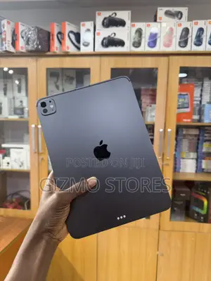 Apple iPad Pro 13 (2025) 256 GB Black