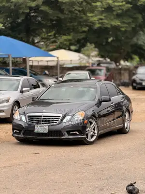 Mercedes-Benz E350 2010 Gray