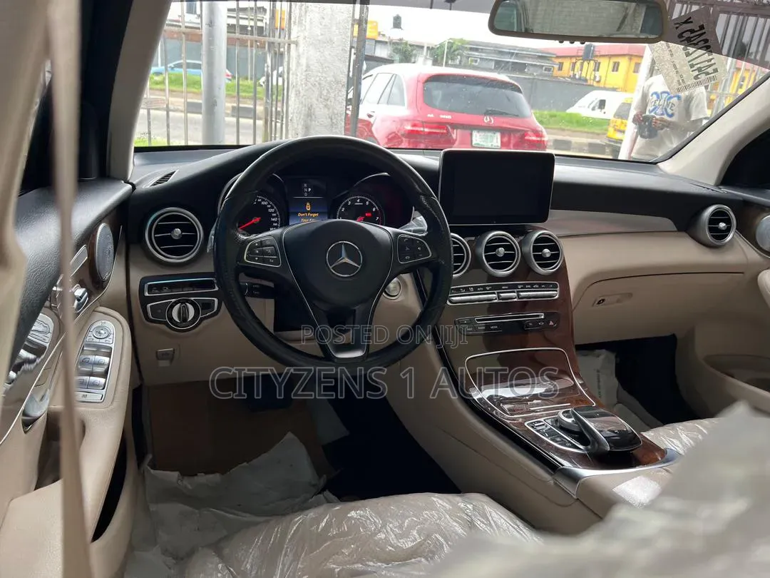 Mercedes-Benz GLC-Class 2017 Gray