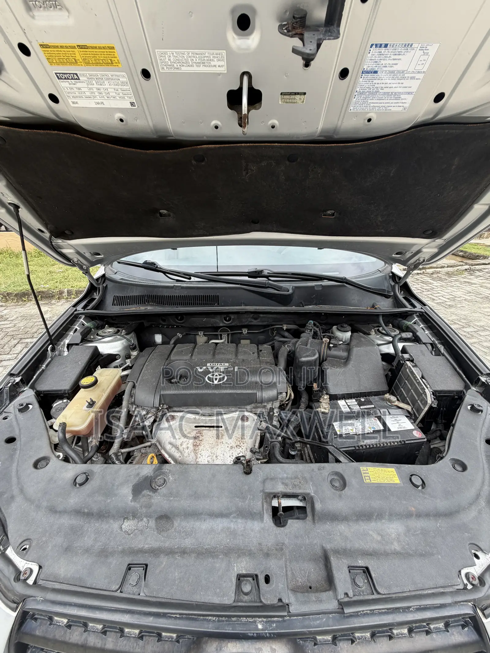 Toyota RAV4 2010 Silver