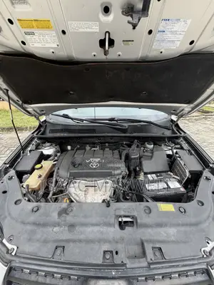 Toyota RAV4 2010 Silver