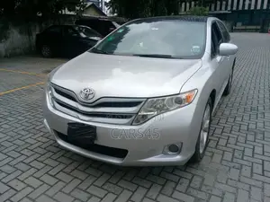 Toyota Venza V6 AWD 2011 Silver
