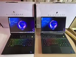 Laptop Alienware M16 R1 32GB Intel Core i9 SSD 1T