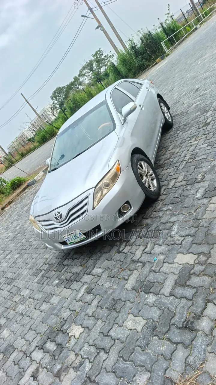 Toyota Camry 2008 Silver