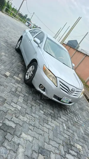 Toyota Camry 2008 Silver