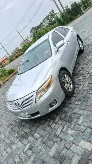 Toyota Camry 2008 Silver