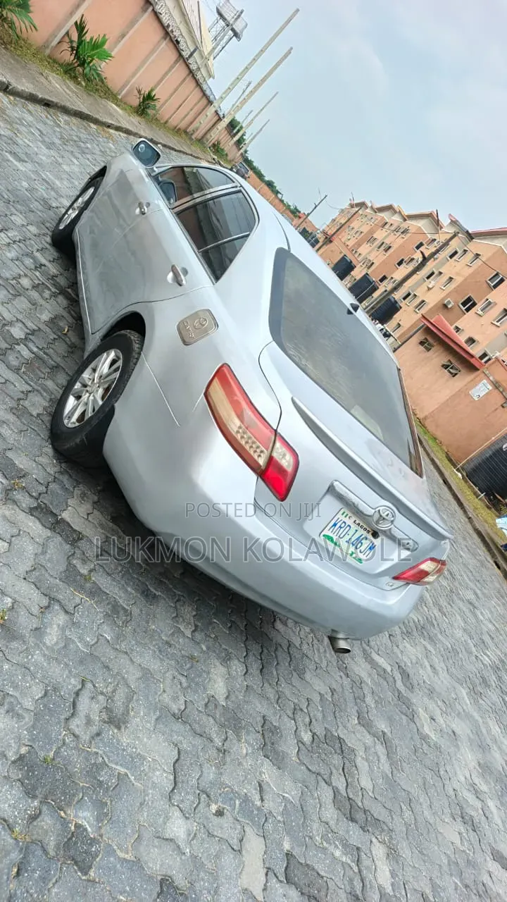 Toyota Camry 2008 Silver
