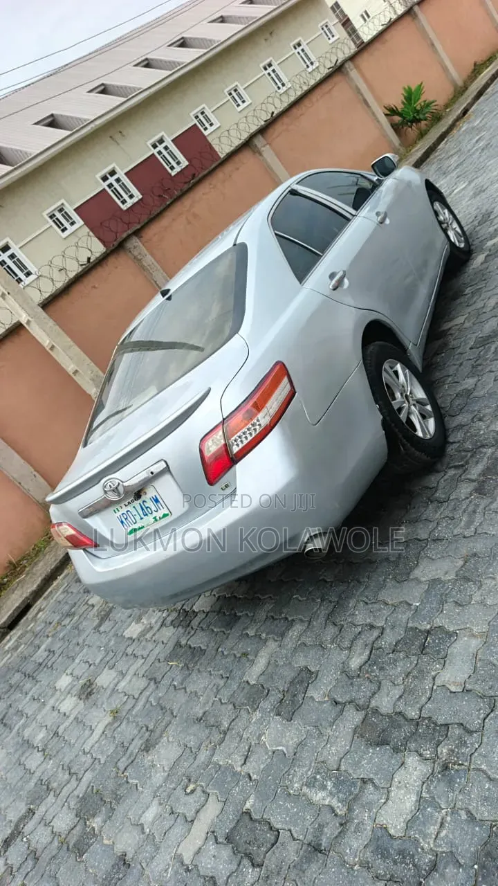 Toyota Camry 2008 Silver