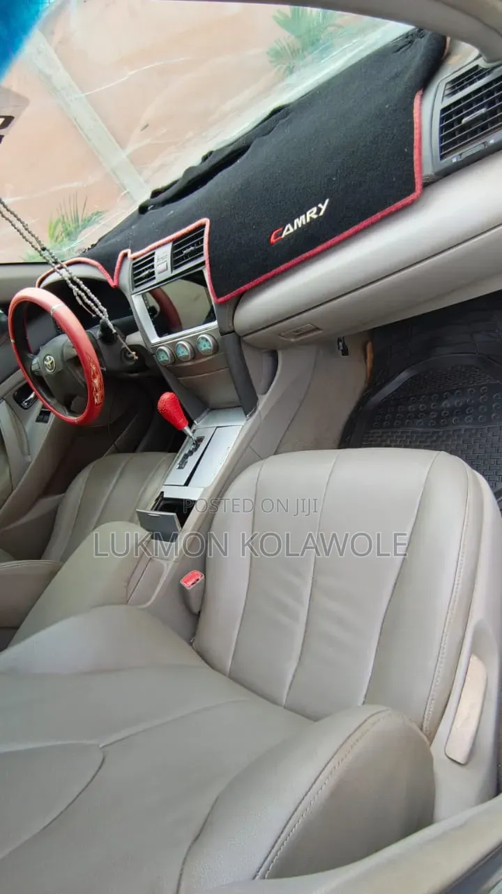 Toyota Camry 2008 Silver