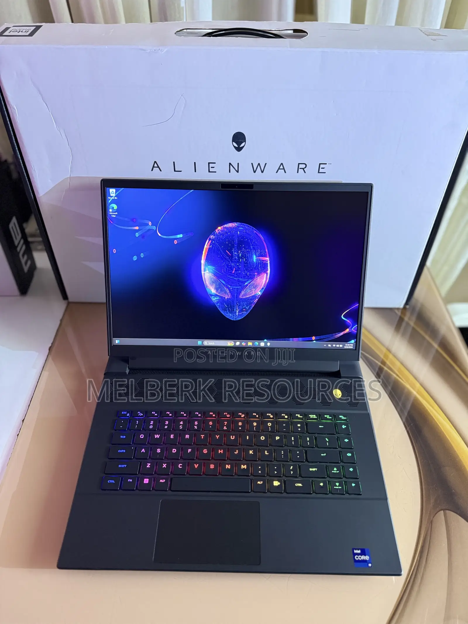 Laptop Alienware M16 R1 32GB Intel Core i9 SSD 1T