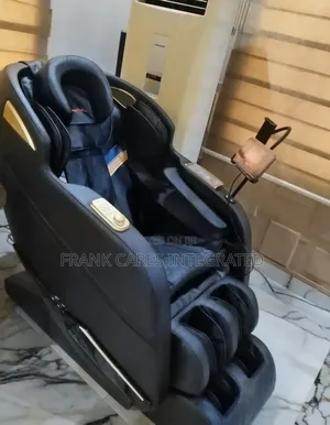 Premium Executive Massage Chair With Voice Command and Incline