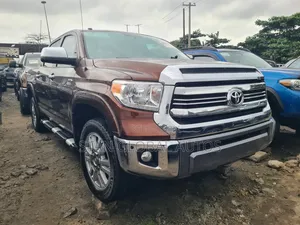 Toyota Tacoma 2018 Brown