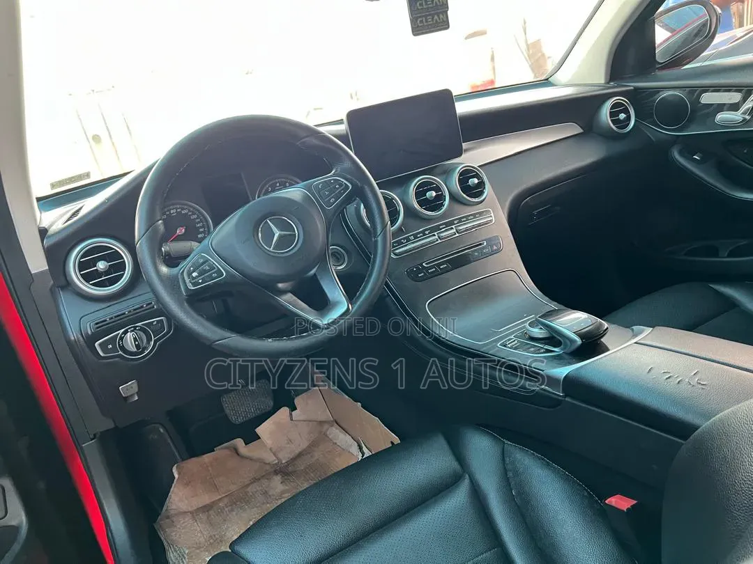 Mercedes-Benz GLC-Class 2017 Red