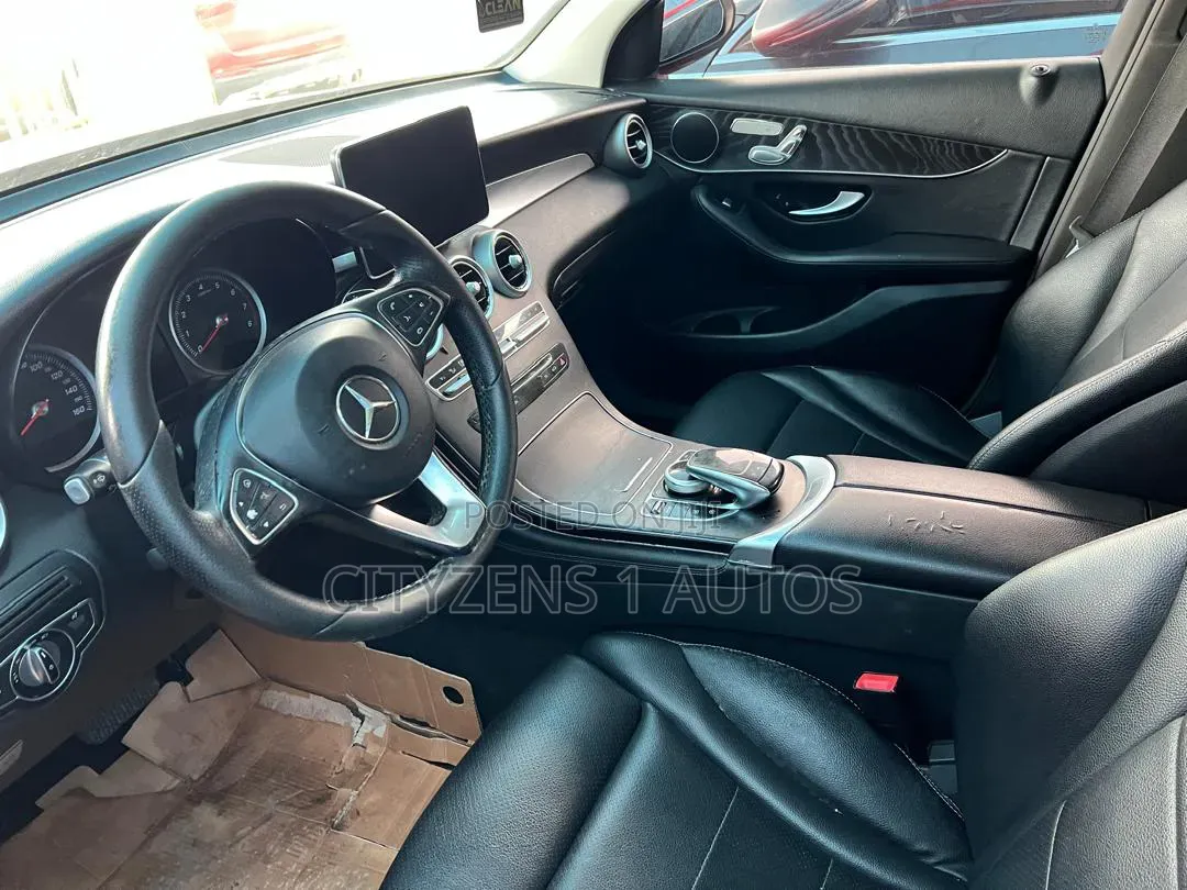 Mercedes-Benz GLC-Class 2017 Red