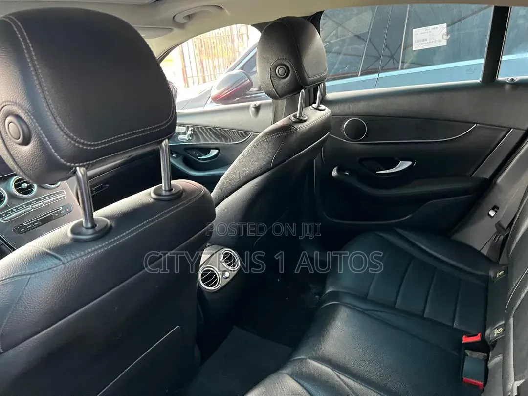 Mercedes-Benz GLC-Class 2017 Red