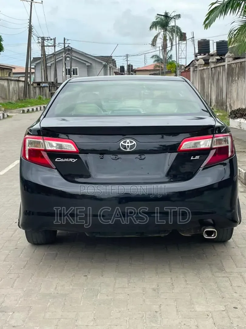 Toyota Camry 2012 Black