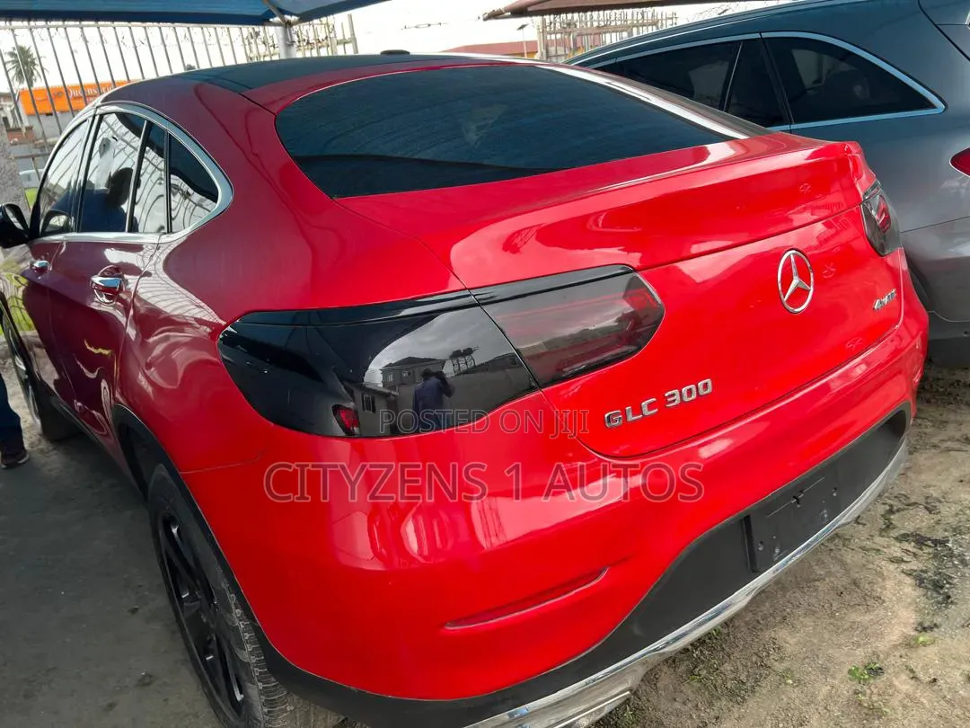 Mercedes-Benz GLC-Class 2017 Red