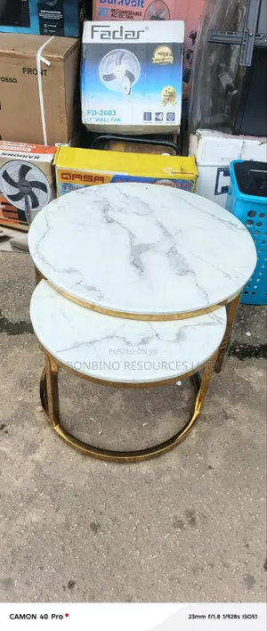 Center Tables for Home and Office Use