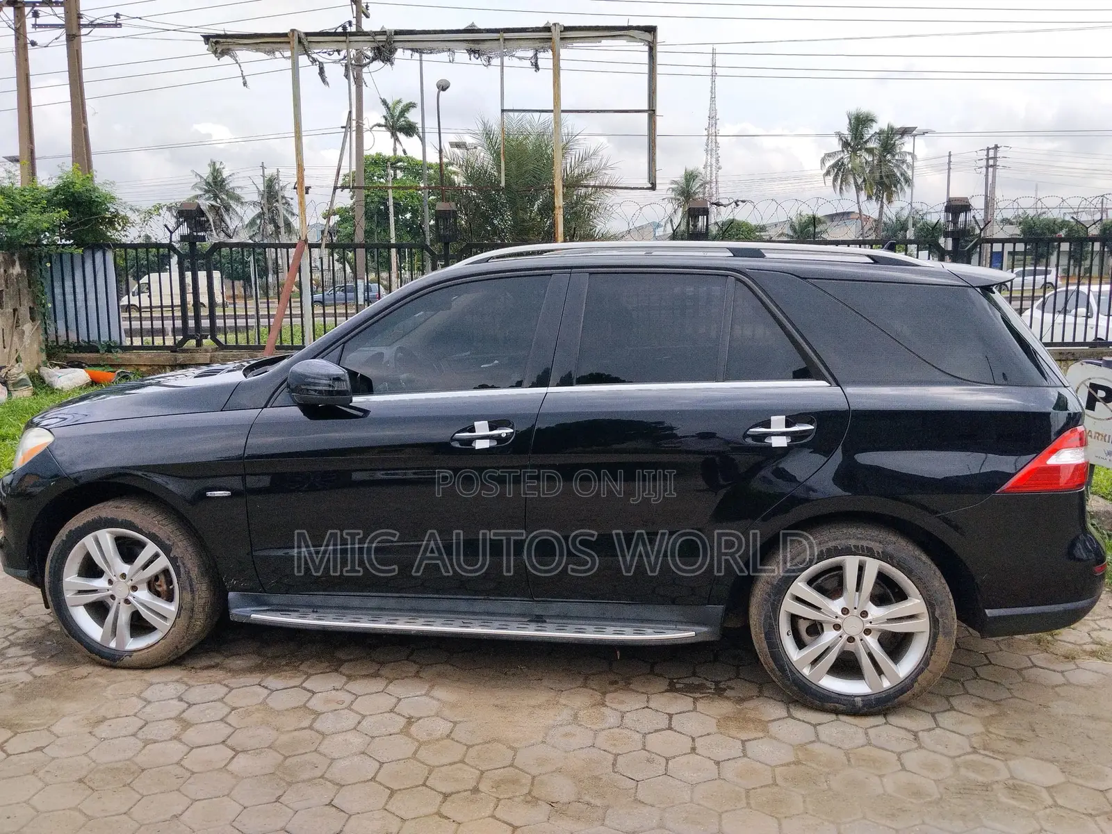 Mercedes-Benz M Class 2014 Blue
