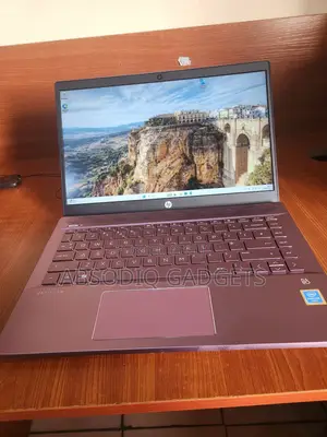 Laptop HP Pavilion 14 8GB Intel Core i3 SSD 256GB