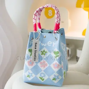 Women’s Knitted Tote Bag
