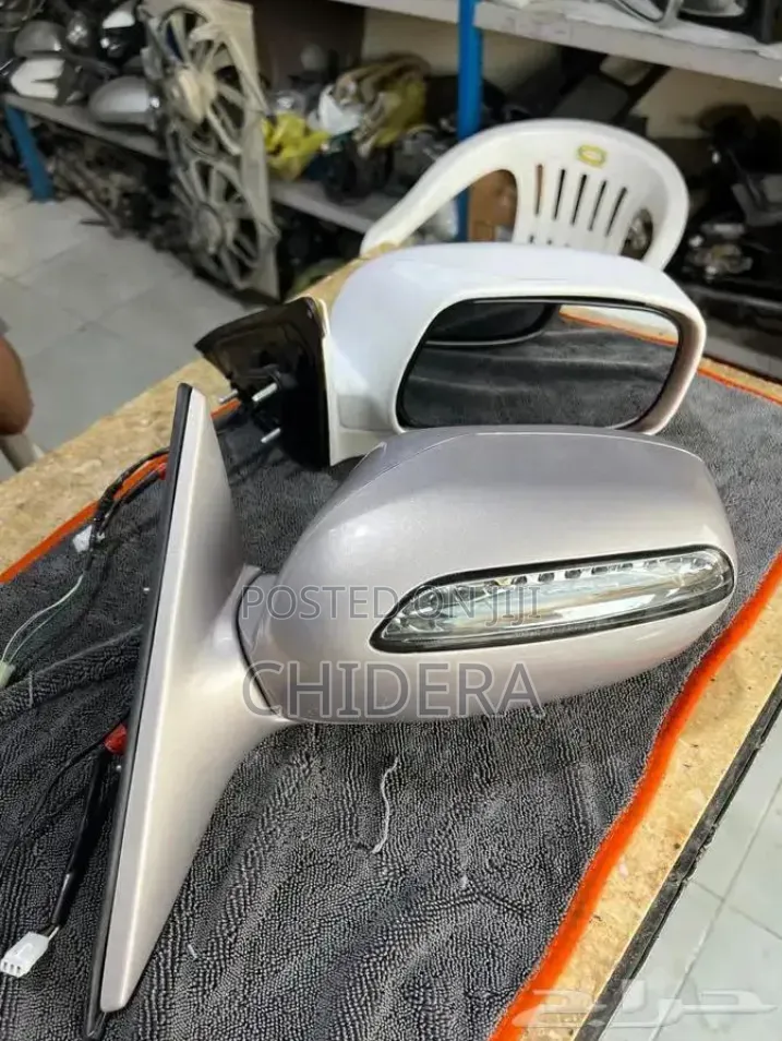 Camry 2005 Side Mirror