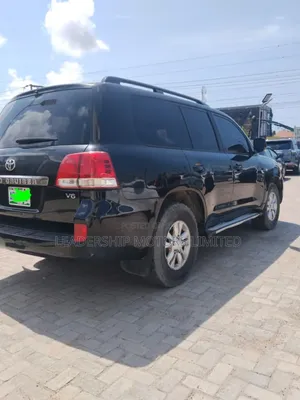 Toyota Land Cruiser 4.0 V6 GL 2012 Black