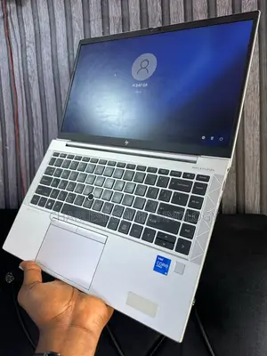 Laptop HP EliteBook 840 G8 16GB Intel Core i7 SSD 256GB