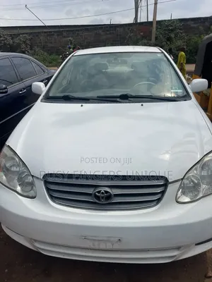 Toyota Corolla 2004 White