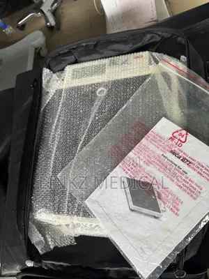 Seca 877 (2 in 1) Scale With Carry Bag