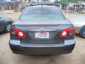 Toyota Corolla 2006 Gray