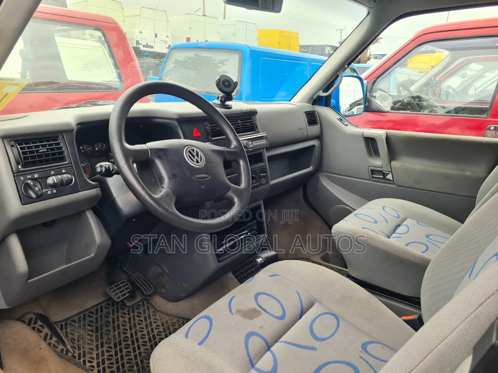Volkswagen Transporter 2005 Blue