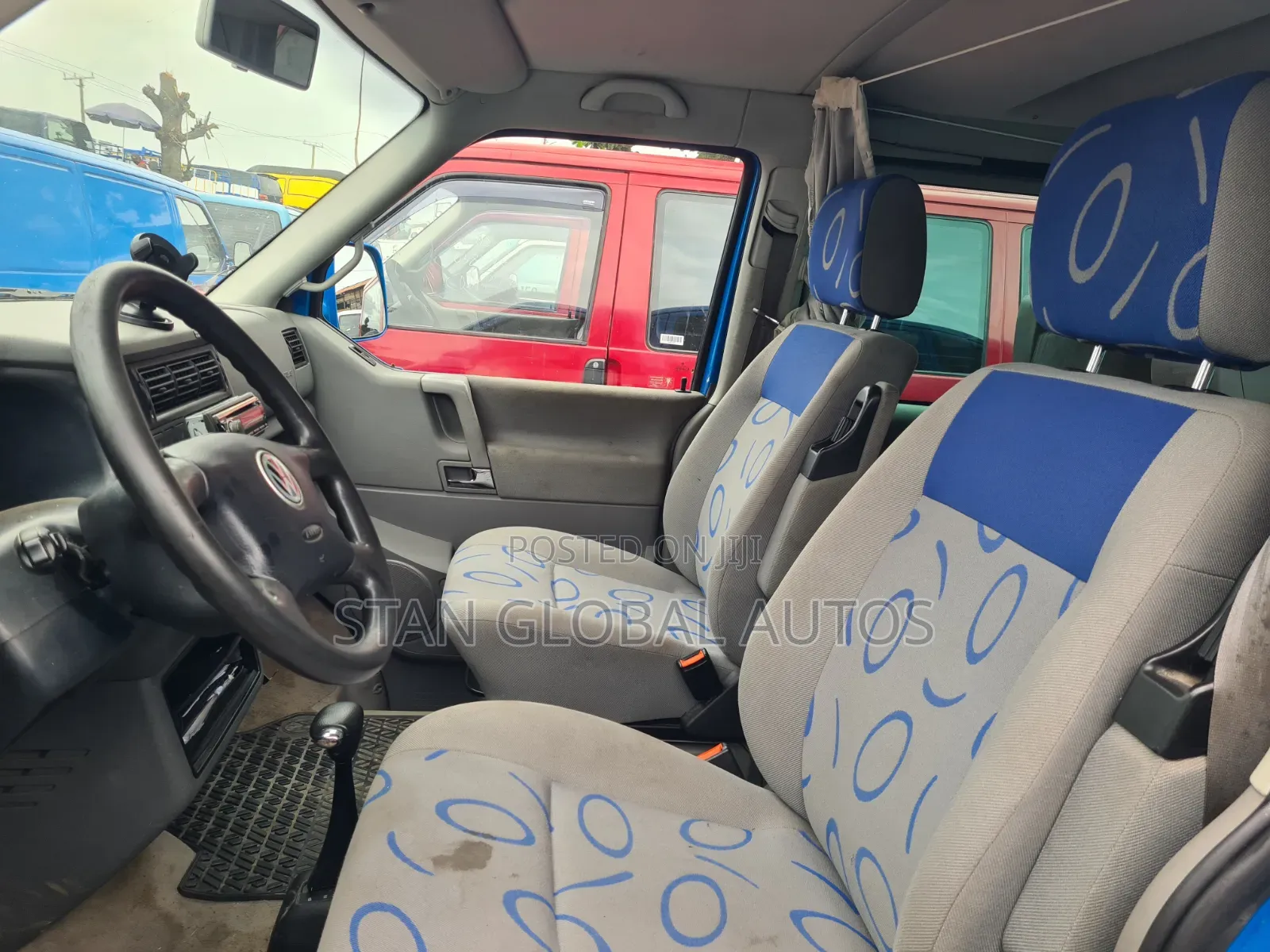 Volkswagen Transporter 2005 Blue