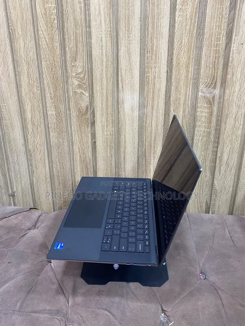 Laptop Dell Precision 5570 16GB Intel Core i7 SSD 512GB