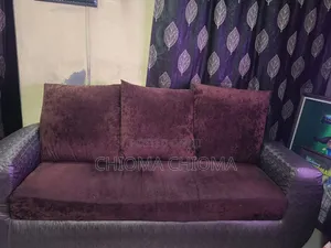 Neatly Used Chair Set