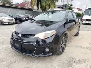 Toyota Corolla 2014 Black
