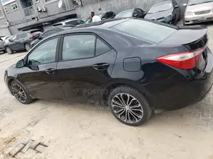 Toyota Corolla 2014 Black