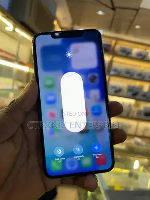 Apple iPhone 11 Pro Max 64 GB Gold