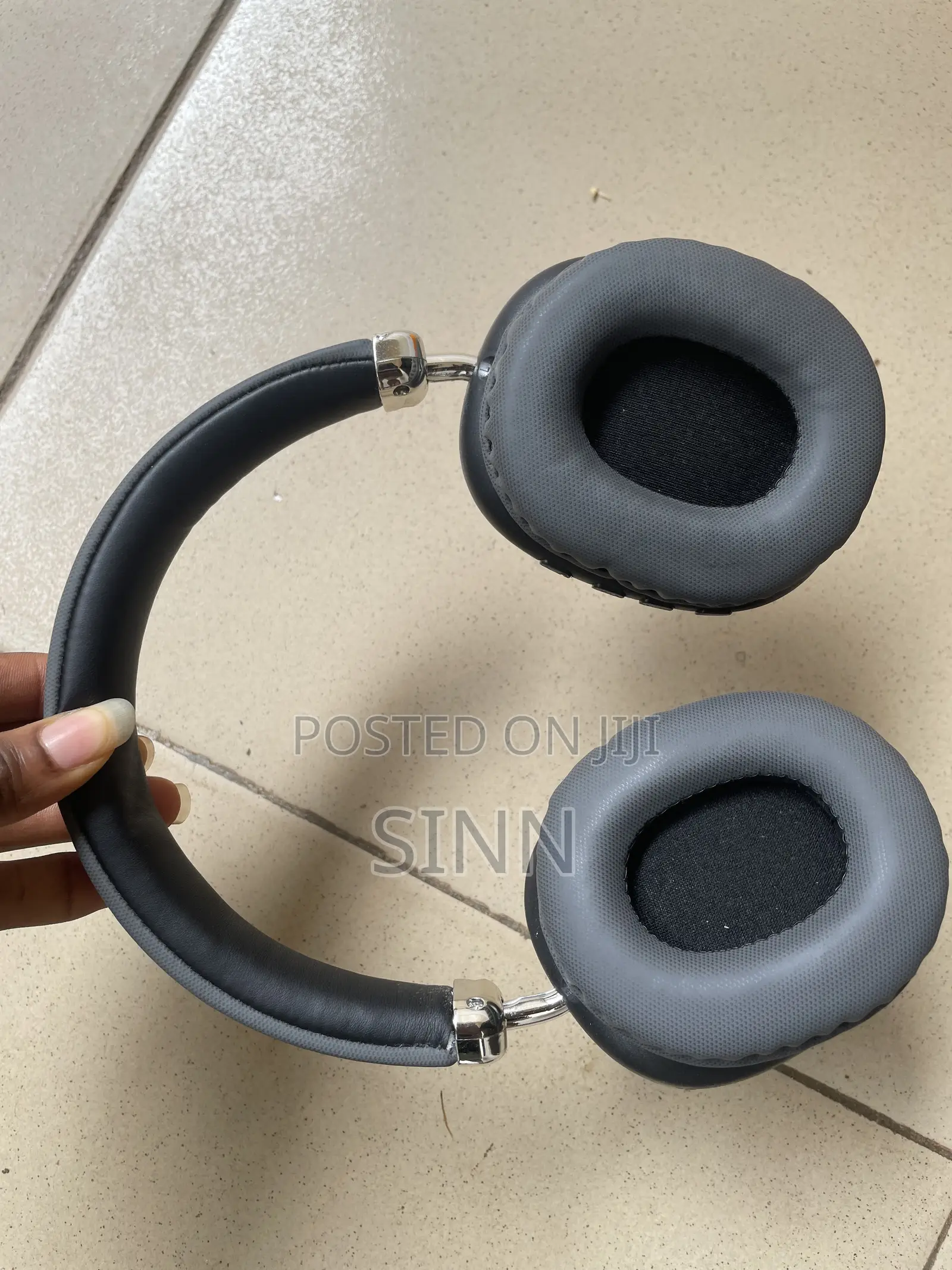 B40 Headphone