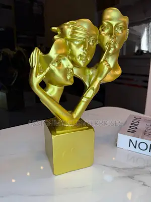 Luxury 3 Face Figurine