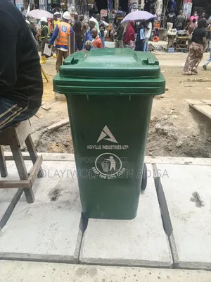 Wast Bin With Wheel