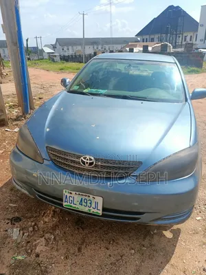 Toyota Camry 2005 Blue