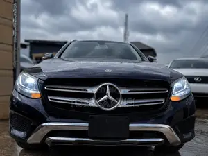 Mercedes-Benz GLC-Class 2018 Blue