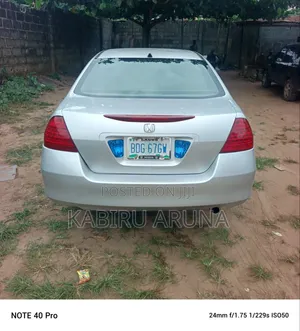 Honda Accord 2006 Silver