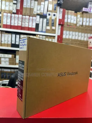 New Laptop Asus Vivobook 14 8GB Intel Core 7 SSD 512GB
