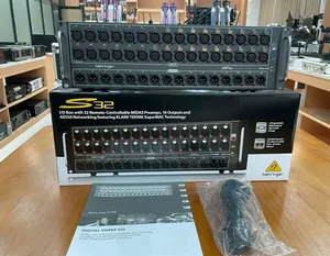 Behringer S32 Digital Snake Stage Box – 32 Inputs / 16 Outputs